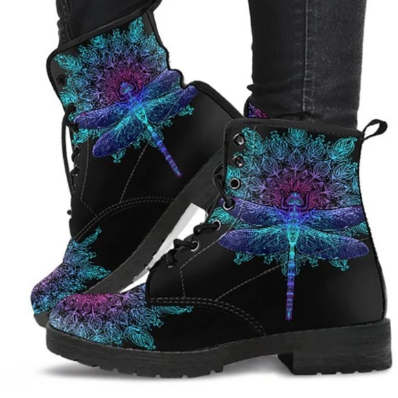 Purple Dragonfly Mandala Women's Boots Size 9 - Picture 2 of 13